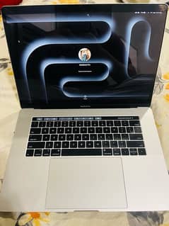 Macbook pro 2017 16gb/512gb 111 cycle count only 10/10 no more used