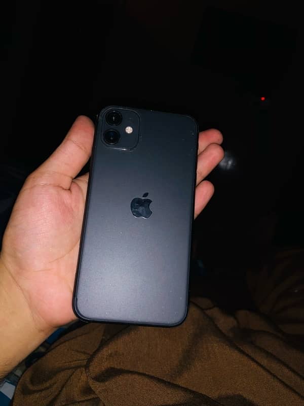 iPhone 11 0