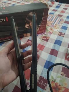 urgently sell hair straightener