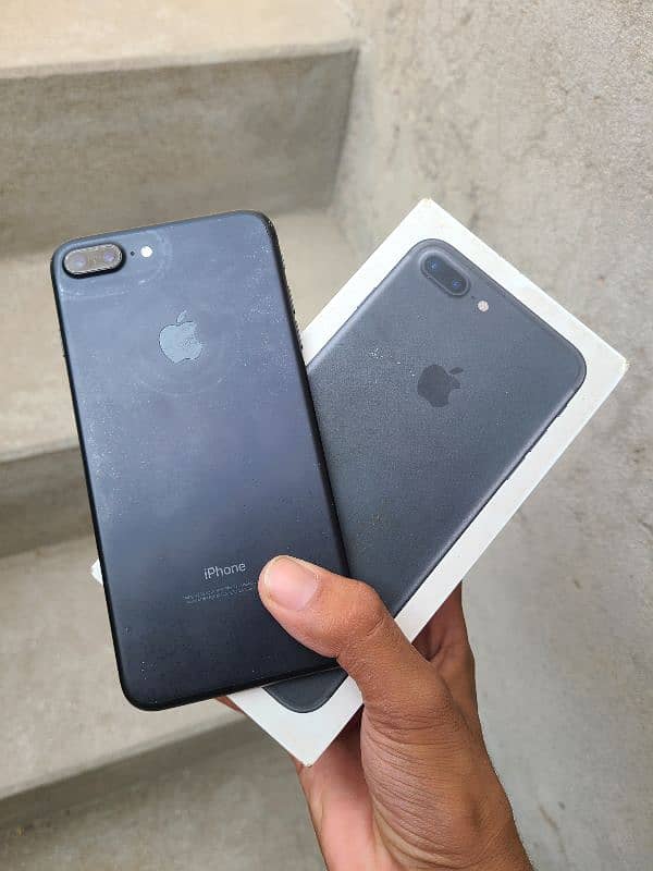 Iphone 7 plus 32 gb || contact 03476418042 0