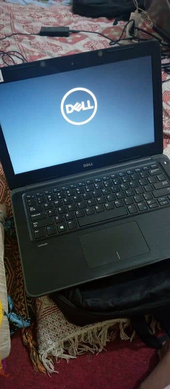 Dell Latitude 3380 condition 10/10 1