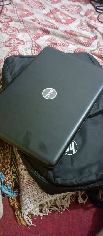 Dell Latitude 3380 condition 10/10 4