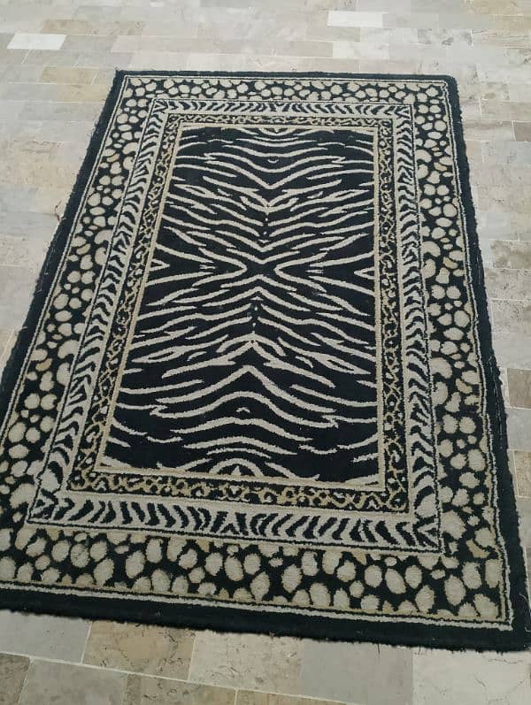 6 /4 ft zebra print rug 0