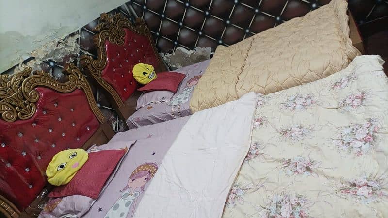 Almost new bed set for sale 5