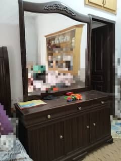 dressing table