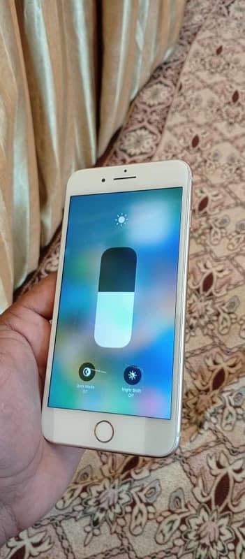 iphone 8plus 64gb pta approved  10/10 condtion 0