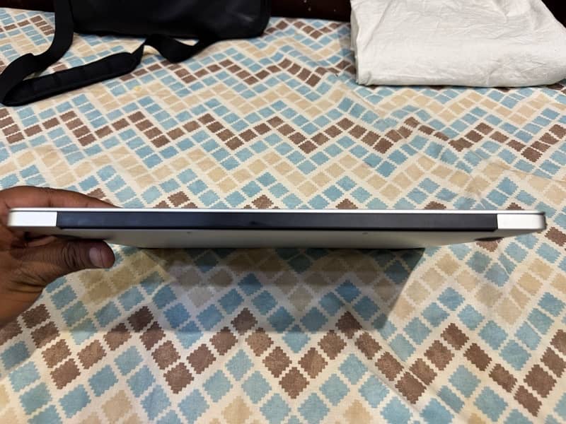 MACBOOK AIR 2017 15 inches Core i5 8Gb 500Gb 3