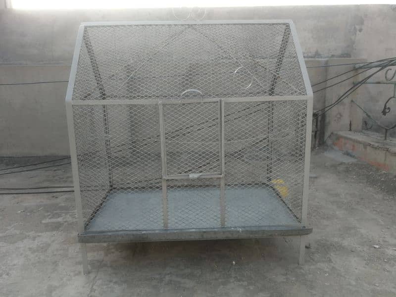 iron Cahe for bird available in good condition 8