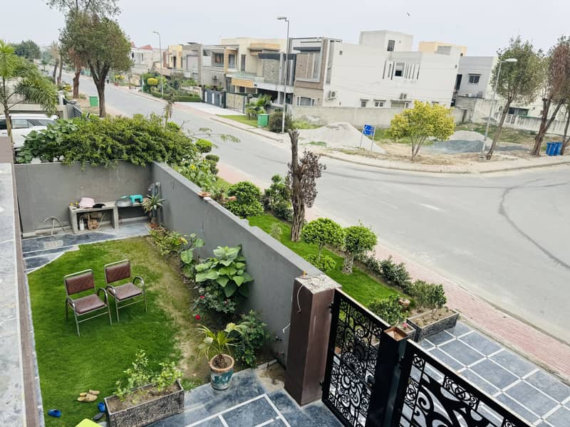 One Kanal Ultra Classic Architect Designer Use House For Sale In Bahria Town Lahore 9