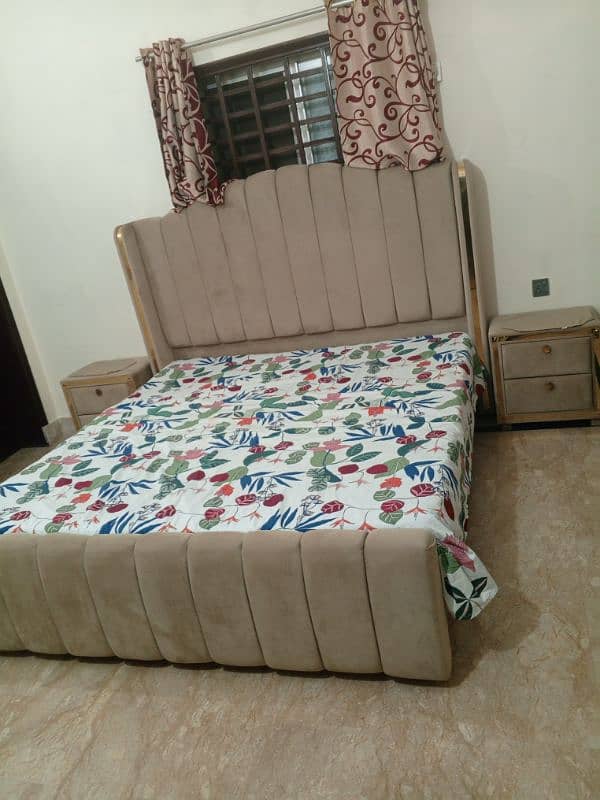 bed sale in Johar town lahor 3