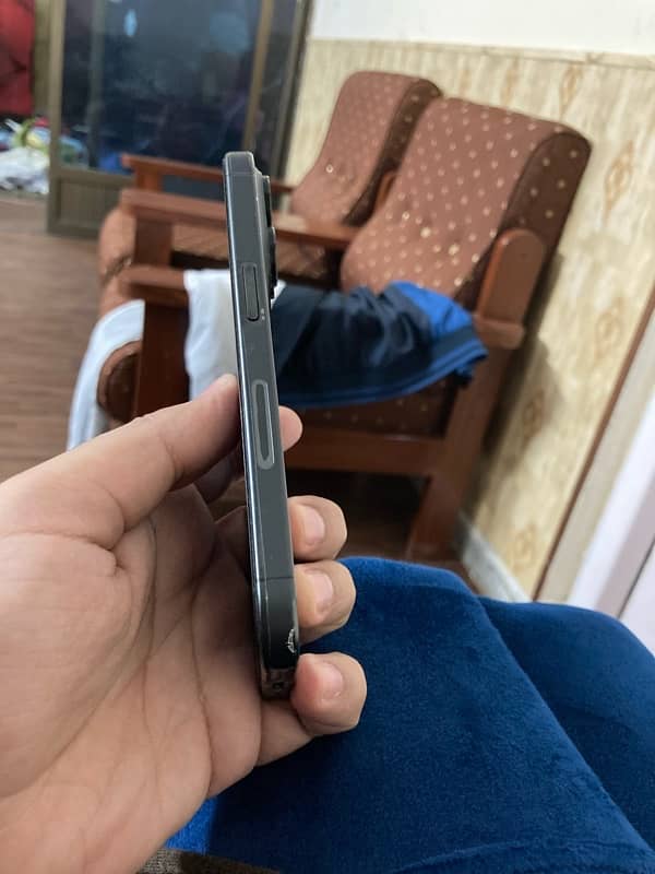 Iphone 15 Pro for urgent sale 14