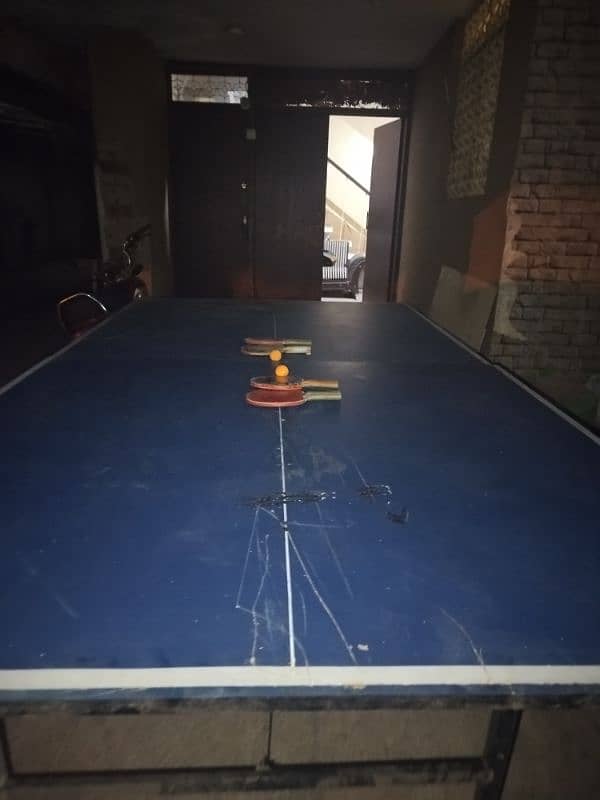 I'm selling my table tennis with rackets pair and hy ball set 3