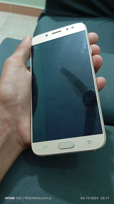 Samsung J7 pro 3/32 Dual SIM Official Approved 3