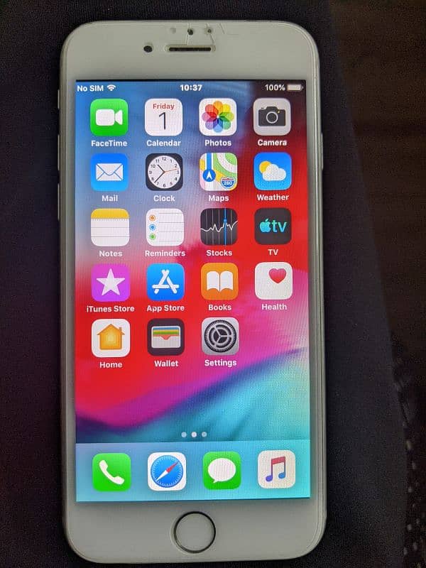 New condition Iphone 6 (64GB) 6