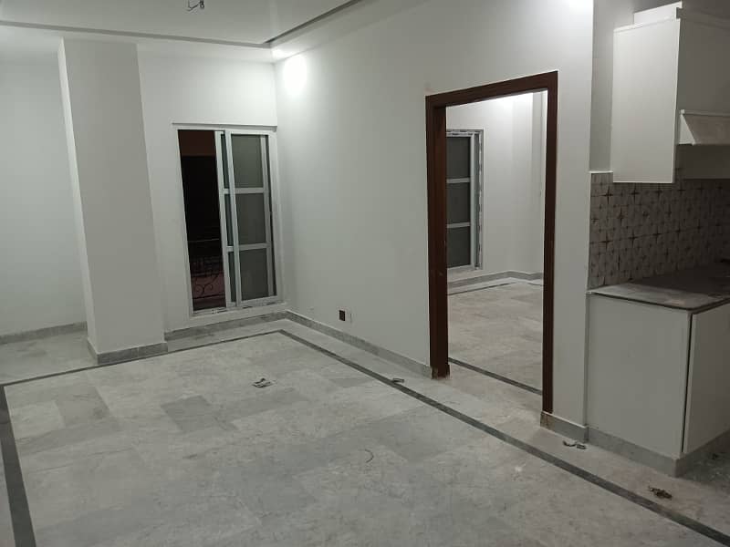 One Bedroom apprtment available for Rent Gulberg Green Islamabad 6