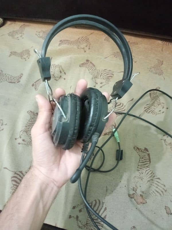 Computer/Laptop headphone with mic 1