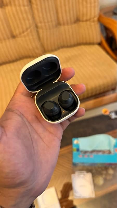 SAMSUNG GALAXY BUDS FE BRAND NEW 3