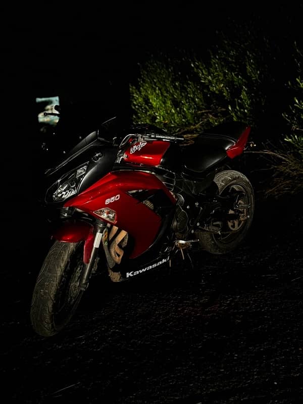 kawasaki ninja 650(wrapped in red) 4