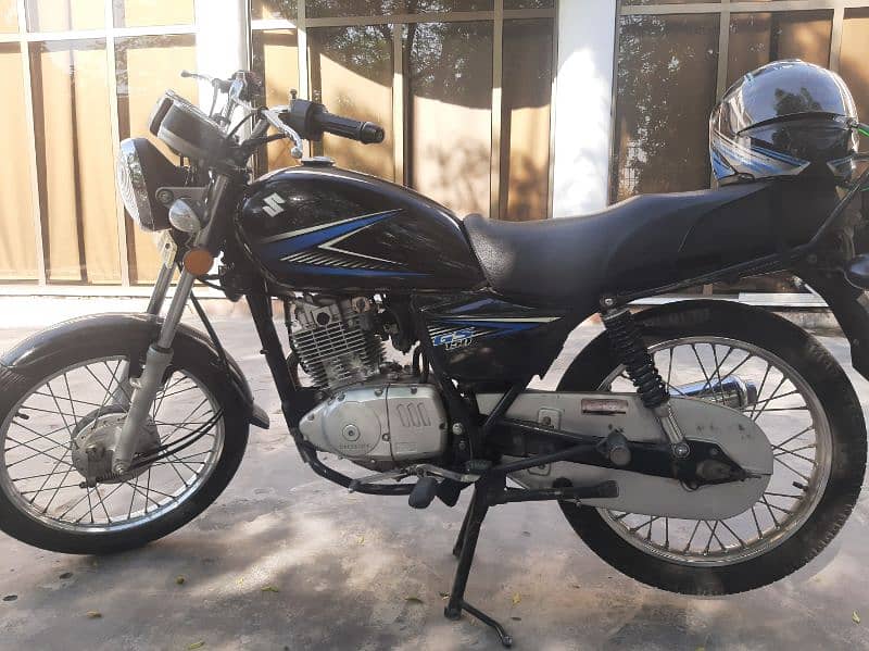 Suzuki GS 150 9