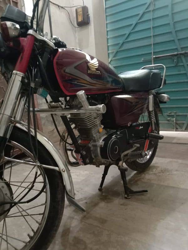 Honda 125 modified 2014 Model 1