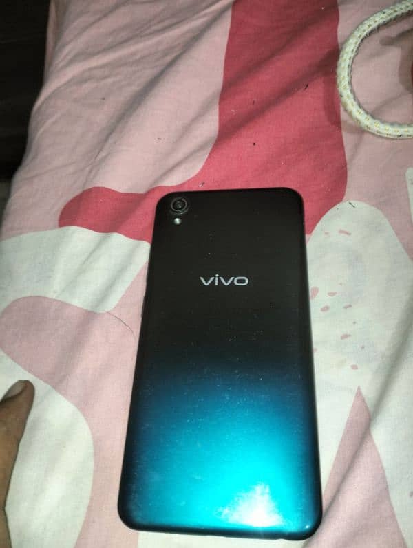 vivo Y1s 0