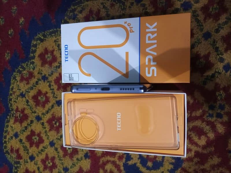 Tecno Spark 20 Pro Plus 8/256 11