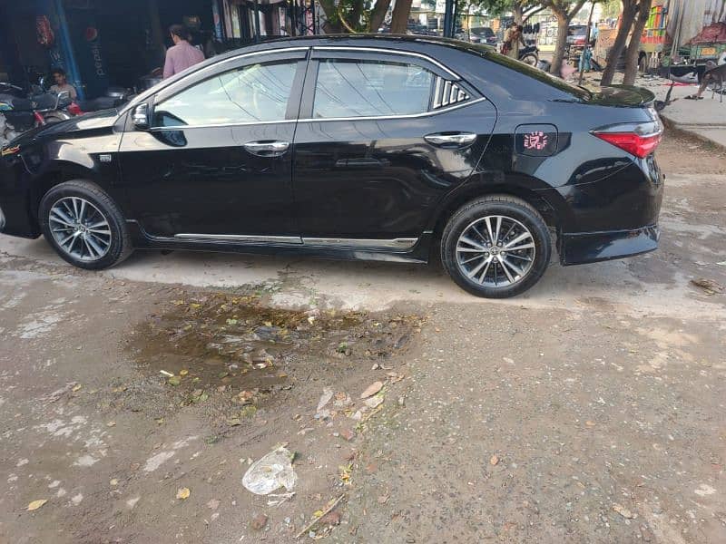 Toyota Corolla Altis 2021 5