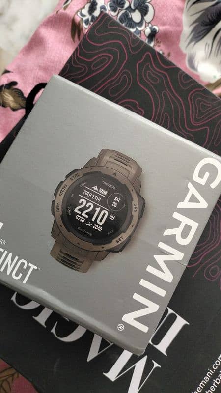 Garmin instinct men's watch 1