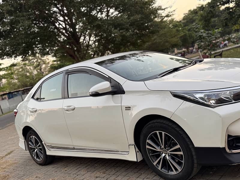 Toyota Corolla Altis x 1.6 2022 4