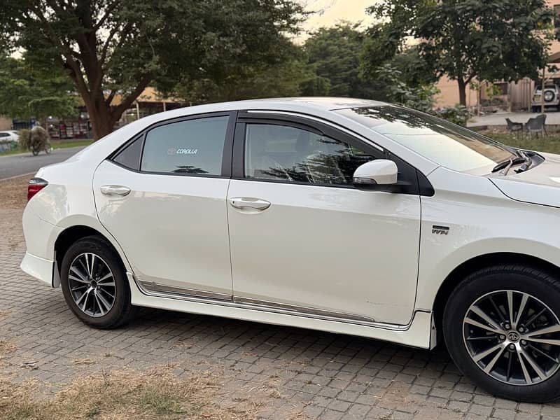 Toyota Corolla Altis x 1.6 2022 5