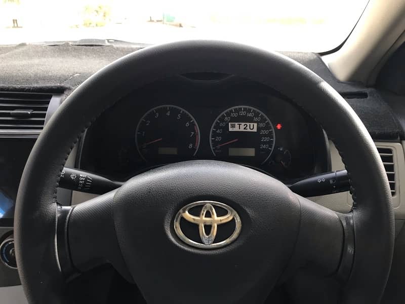 Toyota Corolla GLI 2013 7