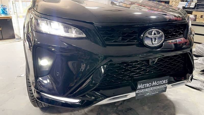 Toyota Fortuner Legender 2023 2