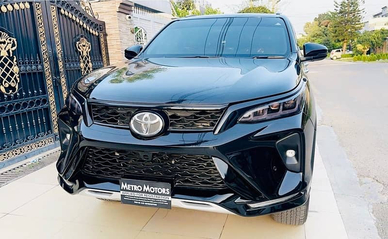 Toyota Fortuner Legender 2023 4