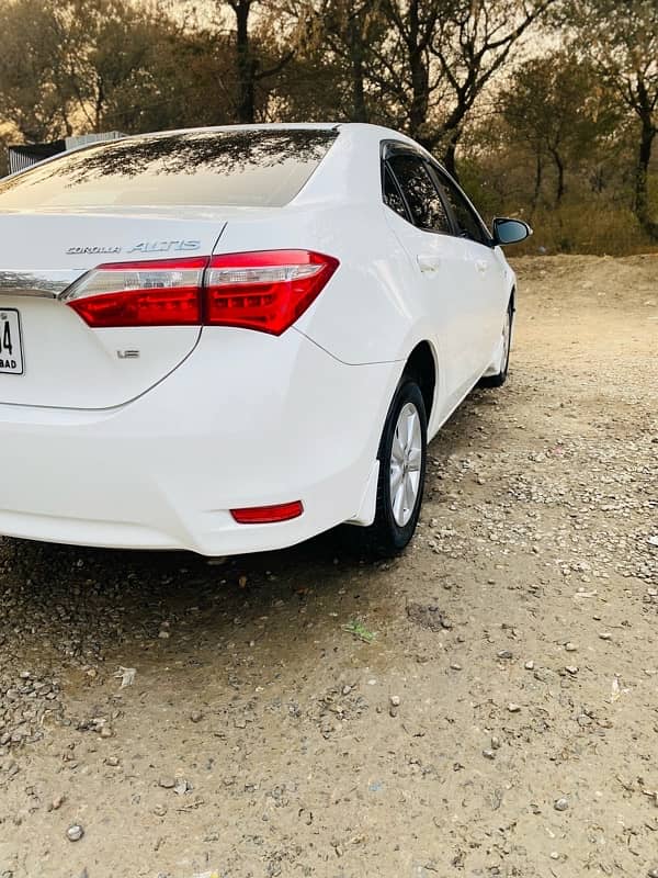 Toyota Corolla Altis 2017 5