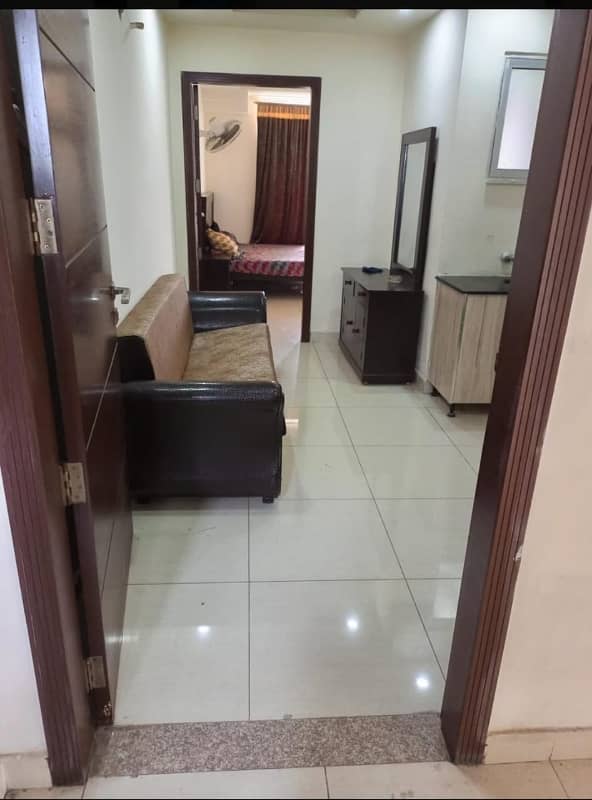 one bed room fully furnished apartment TV lunch kichan attach bathroom 6