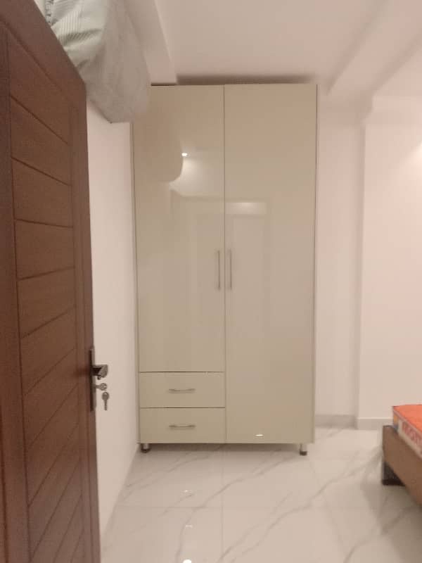 brand new 1st entry One bed room fully luxury furnished apartment hot location 7