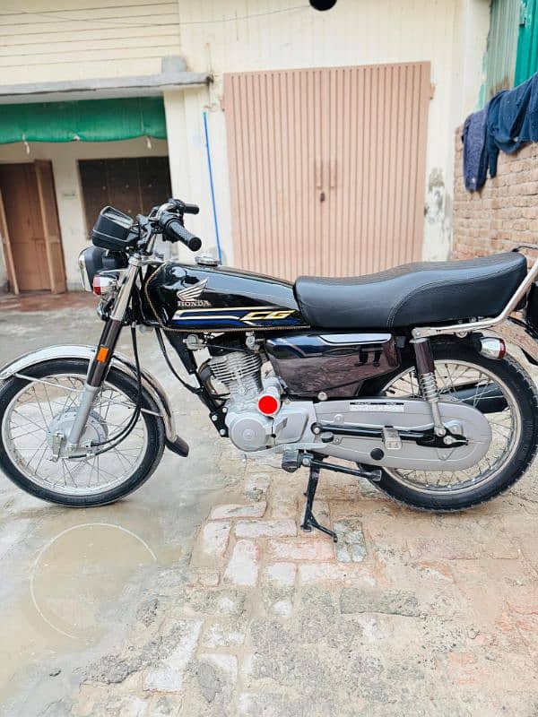 Honda CG 125 special edition 5