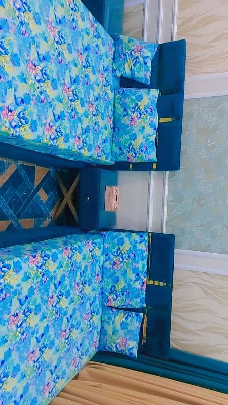 2 Single Bed+2 Side Tables+ Dressing Table 6