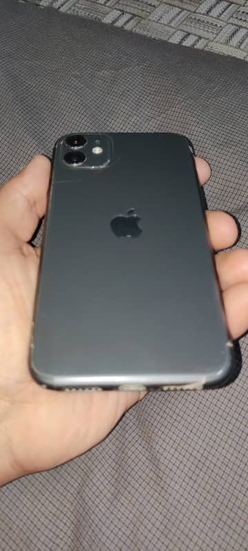 iPhone 11 non pta 03167468202 WhatsApp only 3