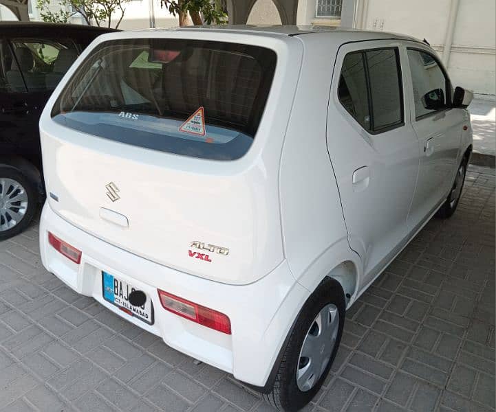 Suzuki Alto VXL AGS 2022, White, Antique Car 3