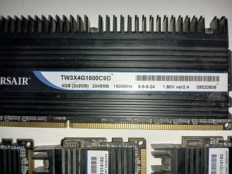 DDR3 Corsair 2GB x 5 RAM 1600Mhz Bus Speed 3