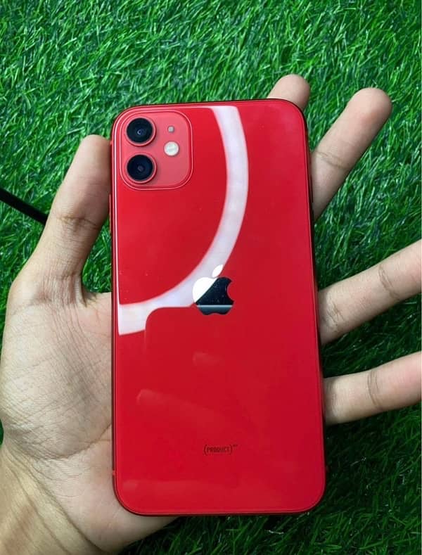 iphone 11 red color 128 GB ( Factory unlock ) 0