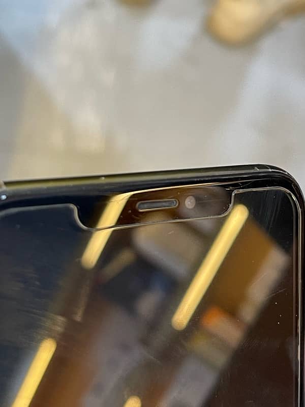 iPhone Xs Max 64GB (No exchange, Only Sale) 9