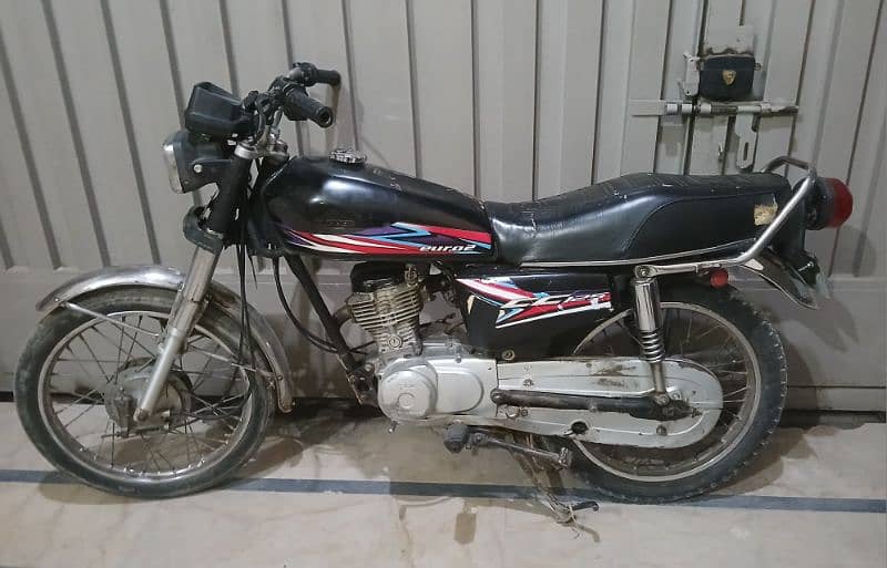 honda 125 model 2007 only book 0