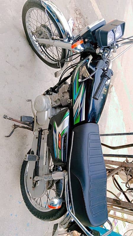 HONDA CG 125 BLACK 0