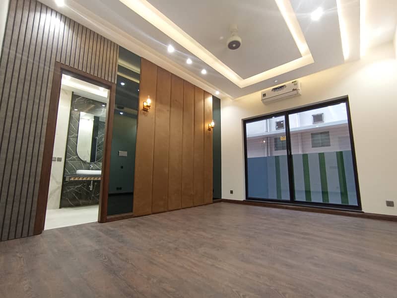 Kanal Mazhar Munir Design Fully Basement Modern Luxury Villa 37