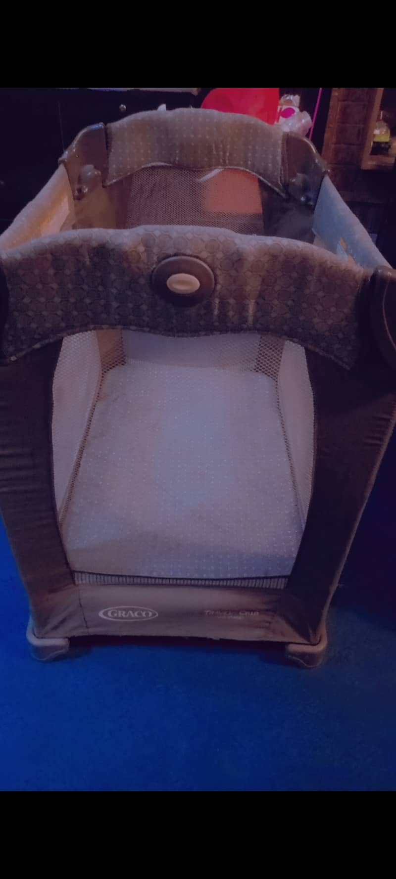 Graco Portable baby cot 2