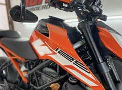 KTM DUKE 125