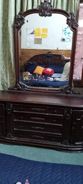 wood dressing table 0