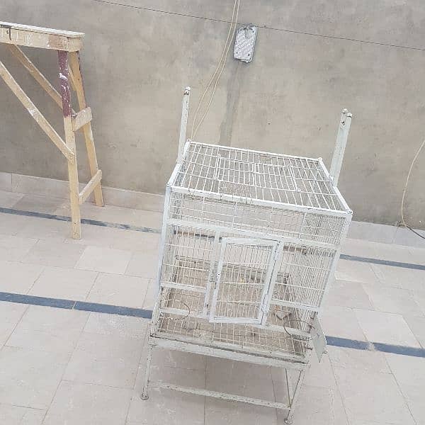 Cage for sale in a good condition 2